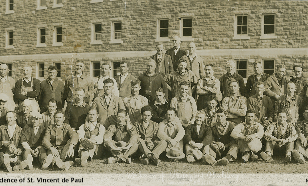 Dos ​​equipos de construcción… con 94 años de diferencia